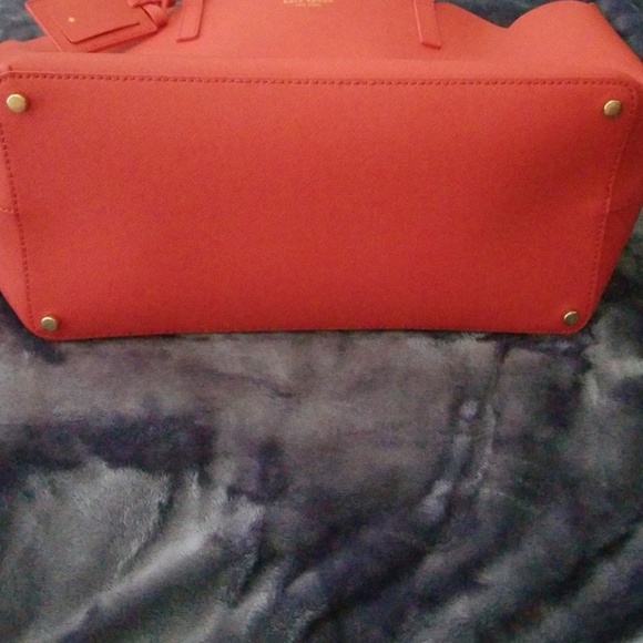 Brand new kate spade tulip shoulder bag - Picture 3 of 4